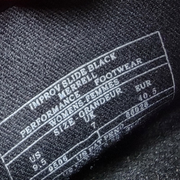 Merrell | 9.5 Improve Slides Black Leather Clog Mules Slip on collapsible heels - Picture 15 of 16